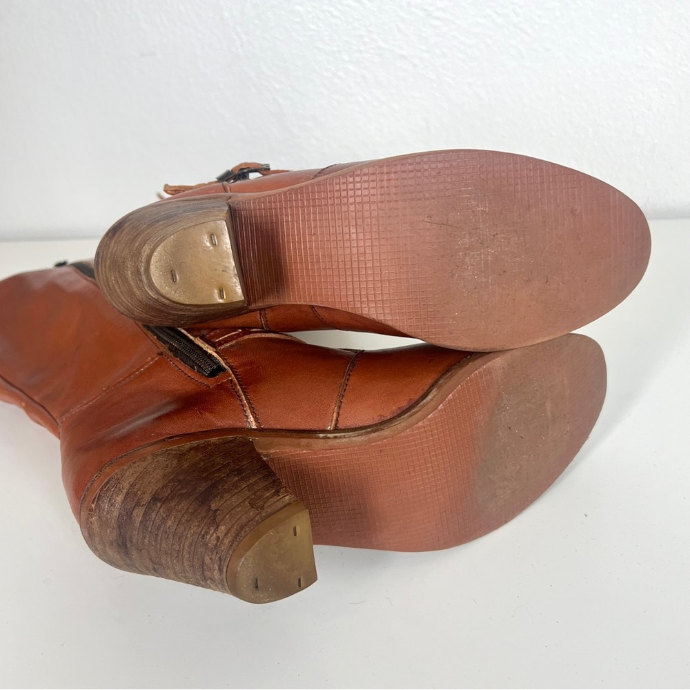 Vintage Heeled Leather Cognac Boots - Picture 6 of 7